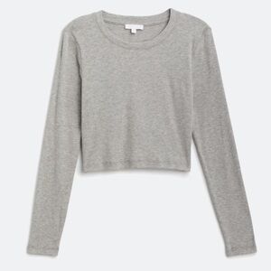 Beyond Yoga Heather Gray Long Sleeve Crop Top